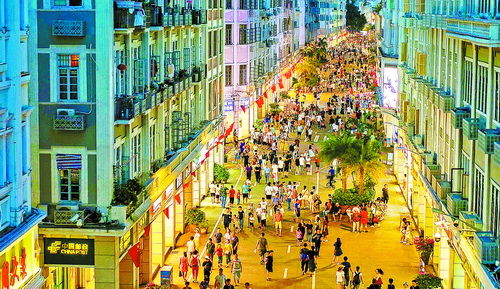 市商務(wù)局 奮勇爭先 商務(wù)發(fā)展強(qiáng)而優(yōu)